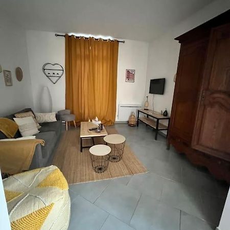 La Jolie Petite Maison Saint-Andre-les-Vergers Bagian luar foto